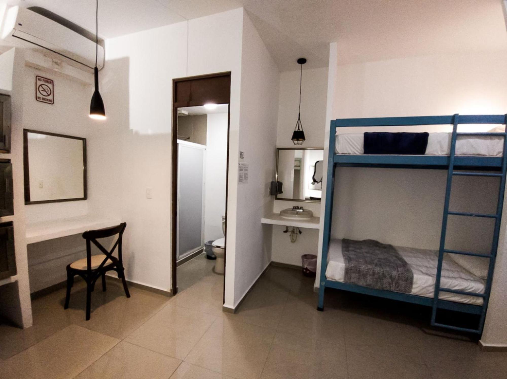 Hostal Del Mar Playa del Carmen Exterior photo